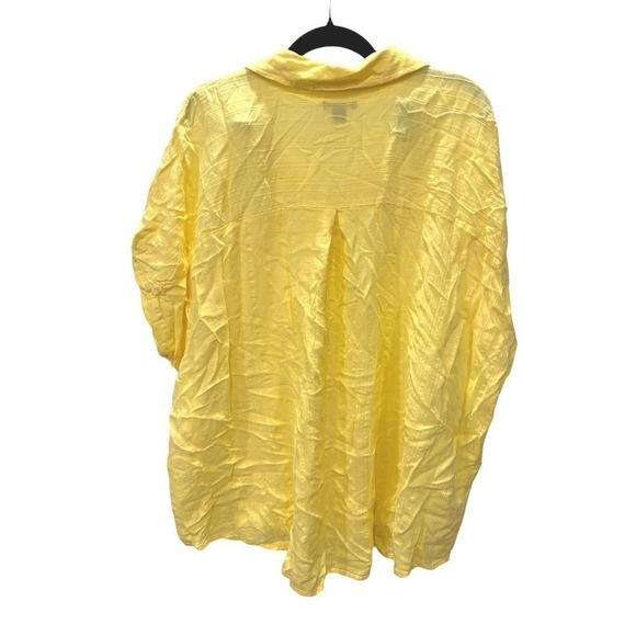 Falls Creek 3X Button Up Flowy Top - Picture 2 of 7